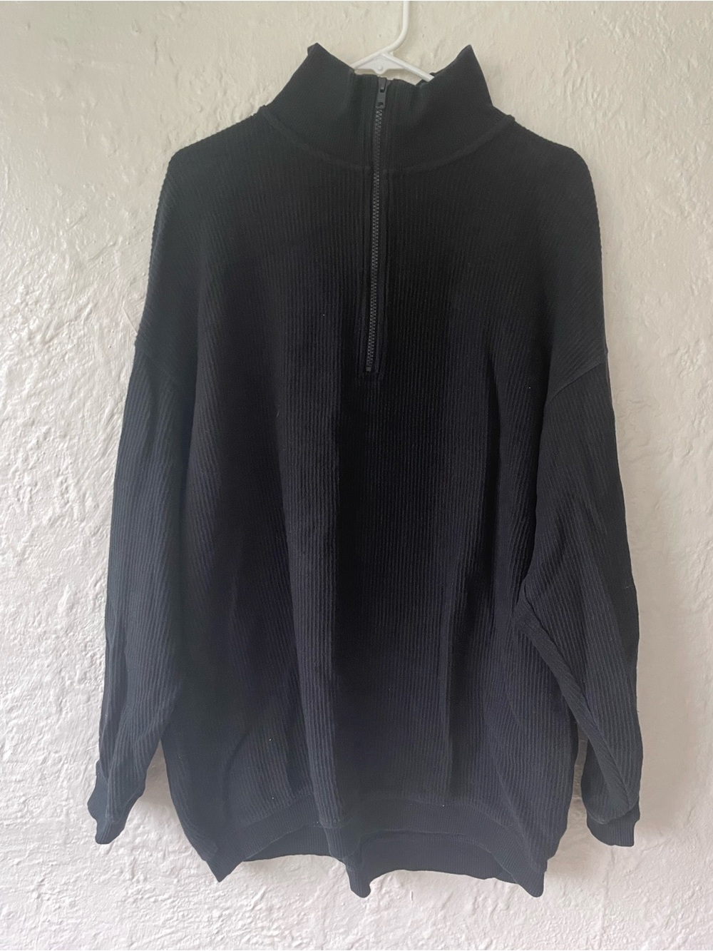 aerie black oversized waffle knit pullover long sleeve pullover sweatshirt; M